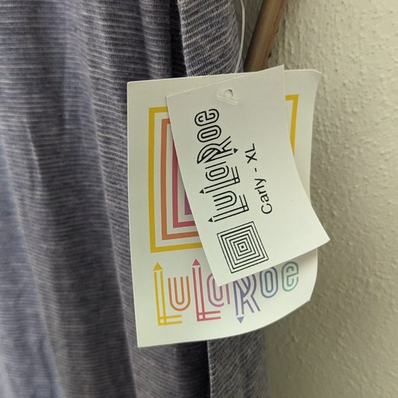 Lularoe Carly Dress - Picture 5 of 6